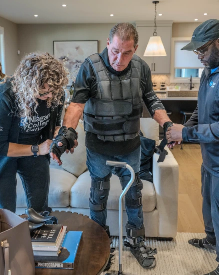 Builders complete everyday tasks while wearing the simulation suits.